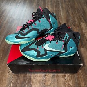 Nike LeBron 11 South Beach